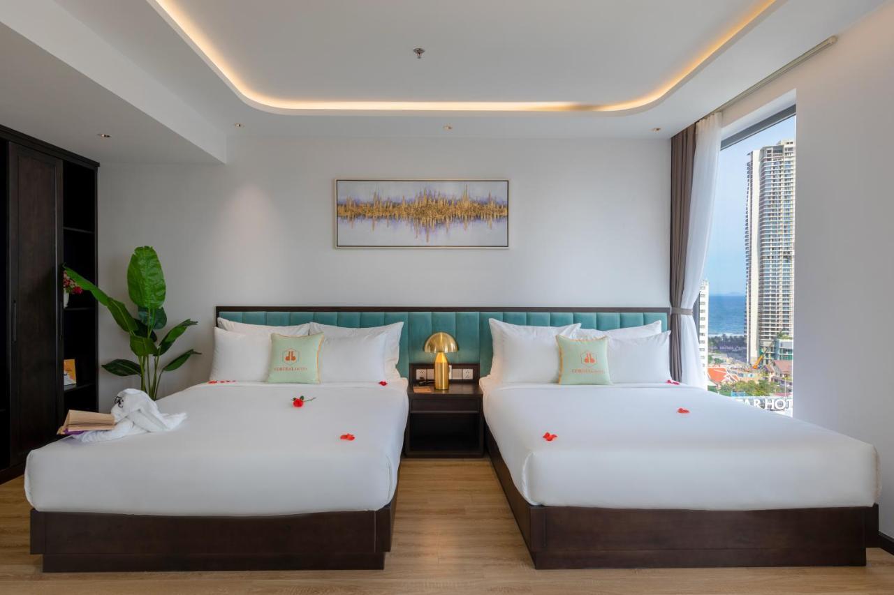 Cordial Grand Hotel Da Nang Beach - Infinity Rooftop Pool Exterior photo