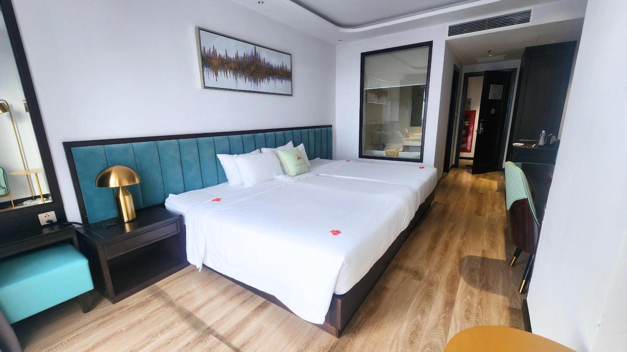 Cordial Grand Hotel Da Nang Beach - Infinity Rooftop Pool Exterior photo